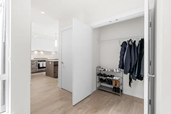 205 615 East 3rd Street, North Vancouver For Sale - image 3