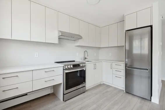 306 145 St. Georges Avenue, North Vancouver For Sale - image 11