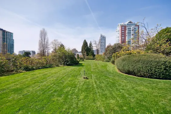 306 145 St. Georges Avenue, North Vancouver For Sale - image 22