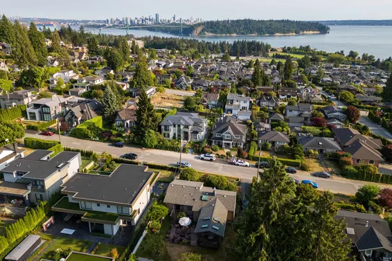 1175 Gordon Avenue, West Vancouver For Sale - image 38