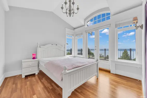 2340 Orchard Lane, West Vancouver For Sale - image 23