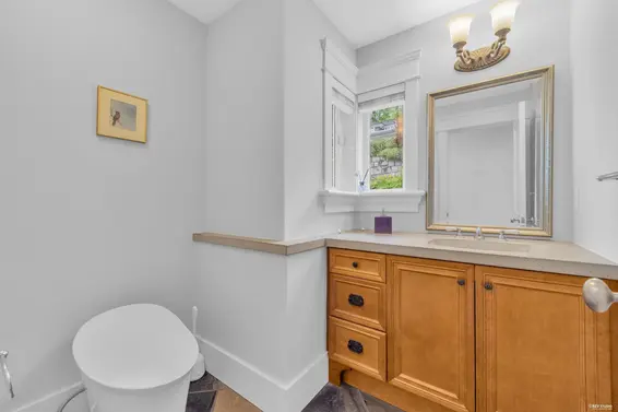 2340 Orchard Lane, West Vancouver For Sale - image 31