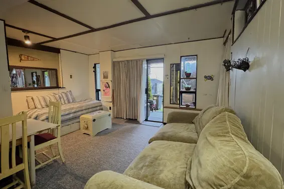 2071 Deep Cove Road, North Vancouver For Sale - image 11