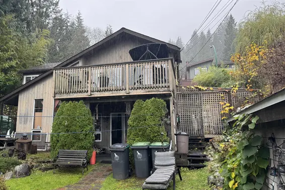 2071 Deep Cove Road, North Vancouver For Sale - image 15