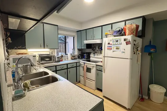 2071 Deep Cove Road, North Vancouver For Sale - image 5