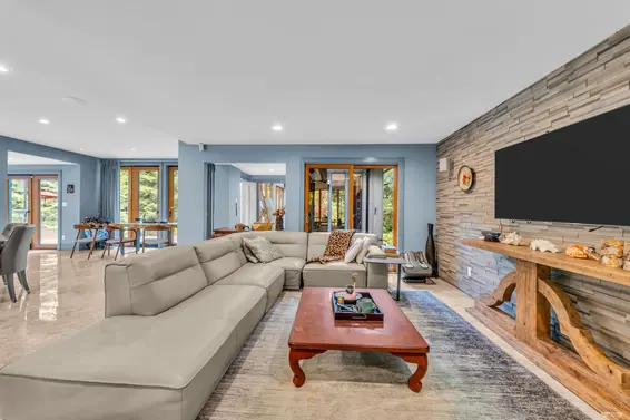 340 Southborough Drive, West Vancouver For Sale - image 19
