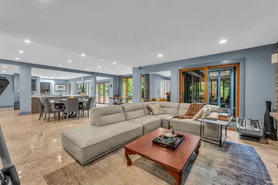 340 Southborough Drive, West Vancouver For Sale - image 20