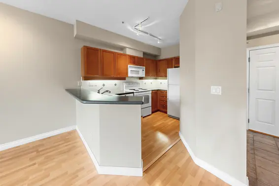 204 131 West 3rd Street, North Vancouver For Sale - image 12