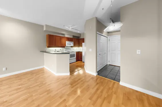 204 131 West 3rd Street, North Vancouver For Sale - image 19