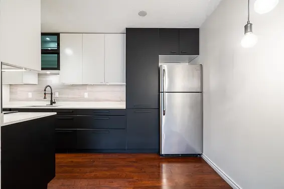 208 211 West 3rd Street, North Vancouver For Sale - image 10