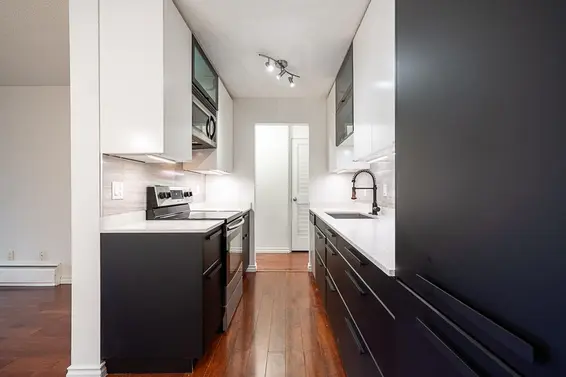 208 211 West 3rd Street, North Vancouver For Sale - image 12