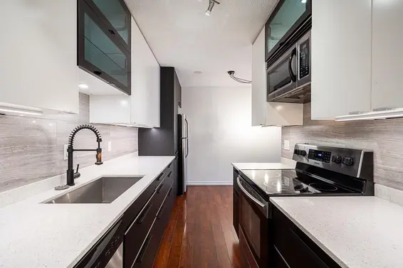 208 211 West 3rd Street, North Vancouver For Sale - image 13