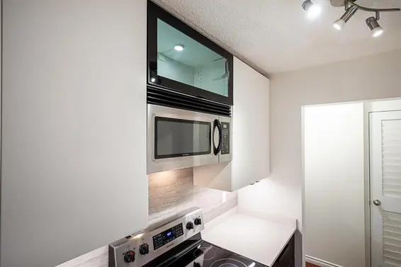 208 211 West 3rd Street, North Vancouver For Sale - image 16