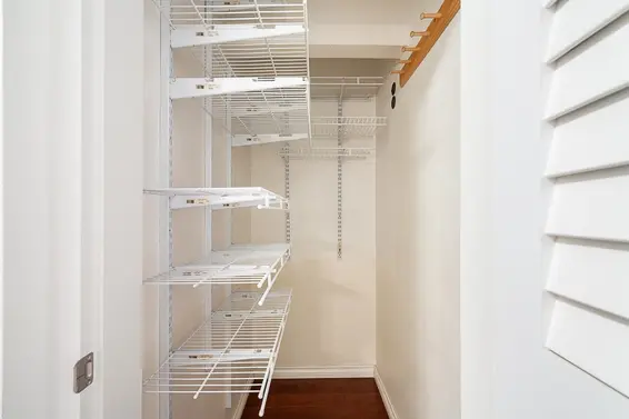 208 211 West 3rd Street, North Vancouver For Sale - image 23