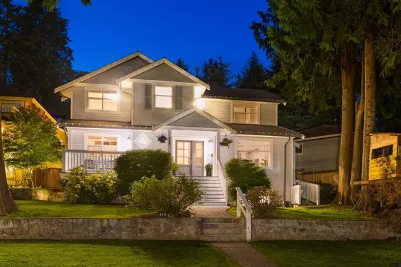 448 Brand Street, North Vancouver
