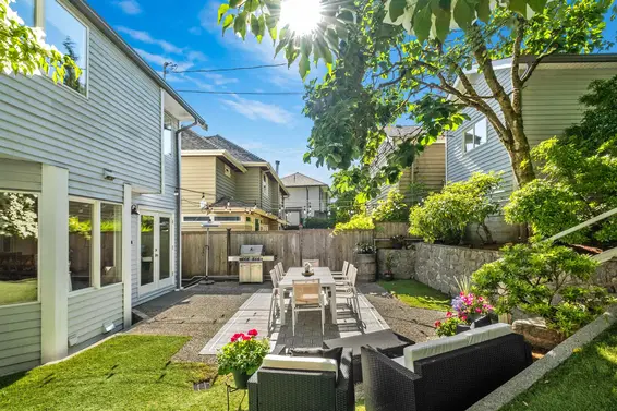 448 Brand Street, North Vancouver For Sale - image 24