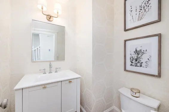 448 Brand Street, North Vancouver For Sale - image 27