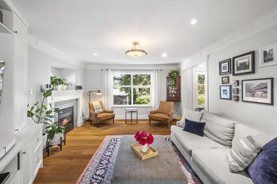 448 Brand Street, North Vancouver For Sale - image 4
