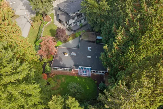 455 Macbeth Crescent, West Vancouver For Sale - image 40