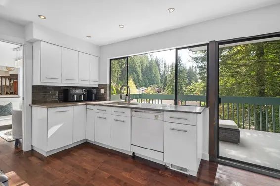 2086 Rivergrove Place, North Vancouver For Sale - image 7