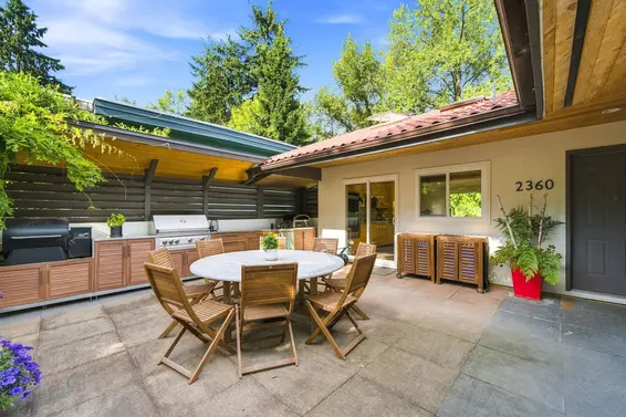2360 Mackay Avenue, North Vancouver For Sale - image 3