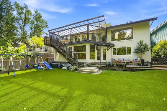 2360 Mackay Avenue, North Vancouver For Sale - image 30