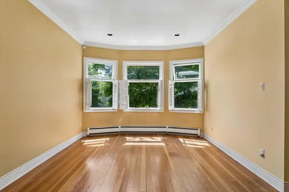 408 East 2nd Street, North Vancouver For Sale - image 12