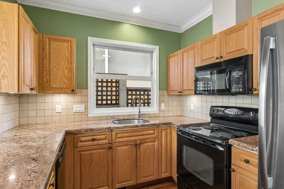 408 East 2nd Street, North Vancouver For Sale - image 14