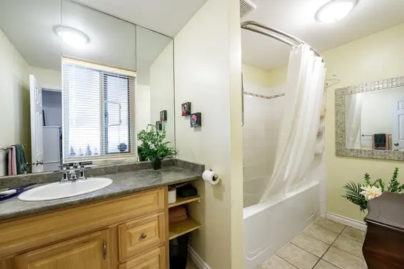 1061 Gladwin Drive, North Vancouver For Sale - image 16