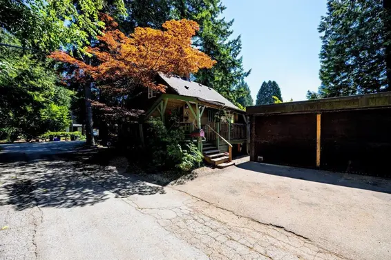 1061 Gladwin Drive, North Vancouver For Sale - image 3