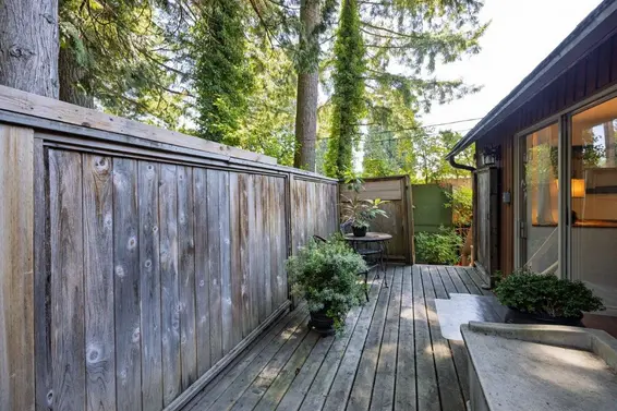 1061 Gladwin Drive, North Vancouver For Sale - image 39
