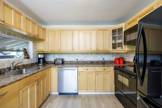1061 Gladwin Drive, North Vancouver For Sale - image 5