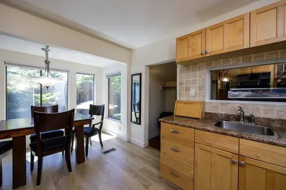 1061 Gladwin Drive, North Vancouver For Sale - image 8
