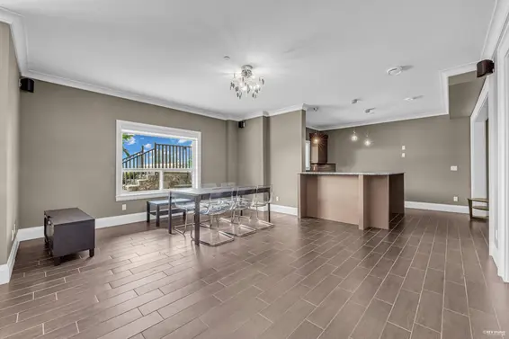 1026 Eyremount Drive, West Vancouver For Sale - image 36