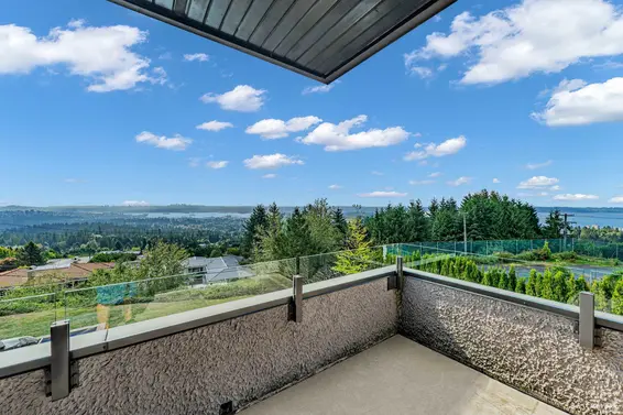 1026 Eyremount Drive, West Vancouver For Sale - image 8