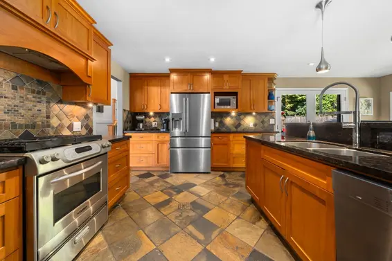 4506 Ranger Avenue, North Vancouver For Sale - image 16