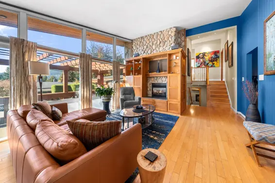 4506 Ranger Avenue, North Vancouver For Sale - image 6