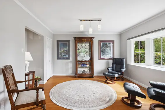 1193 Keith Road, West Vancouver For Sale - image 11