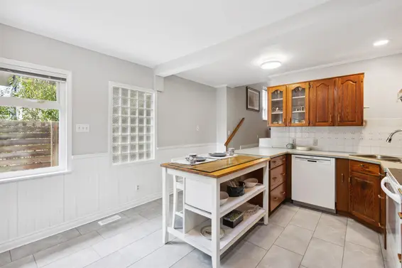 1193 Keith Road, West Vancouver For Sale - image 13