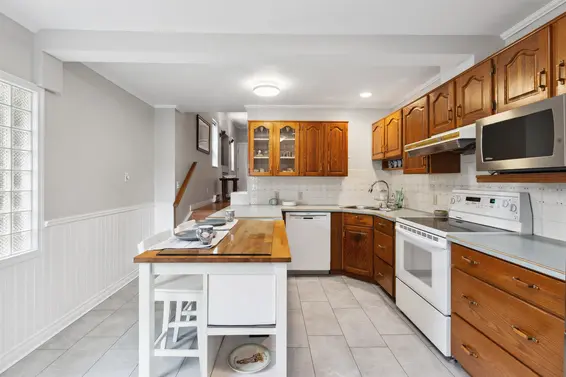 1193 Keith Road, West Vancouver For Sale - image 14