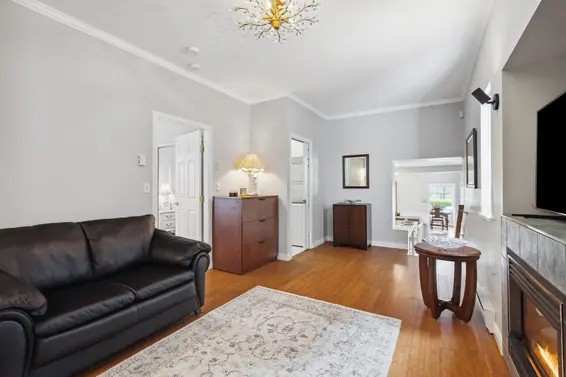 1193 Keith Road, West Vancouver For Sale - image 19