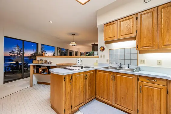 5970 Condor Place, West Vancouver For Sale - image 15