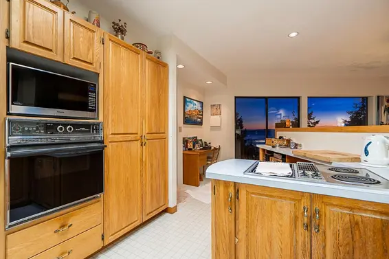 5970 Condor Place, West Vancouver For Sale - image 16