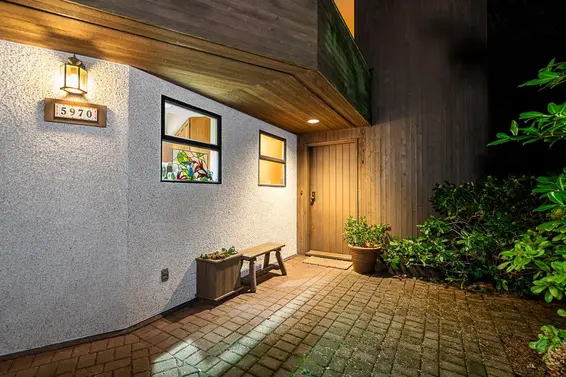 5970 Condor Place, West Vancouver For Sale - image 4