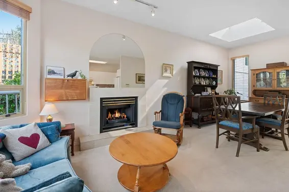 2317 Bellevue Avenue, West Vancouver For Sale - image 16