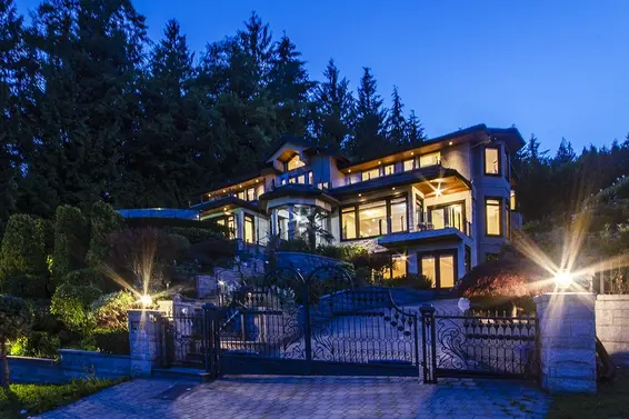 2673 Finch Hill, West Vancouver