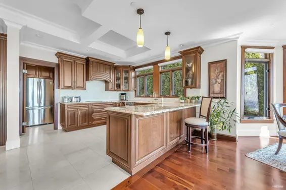 2673 Finch Hill, West Vancouver For Sale - image 19
