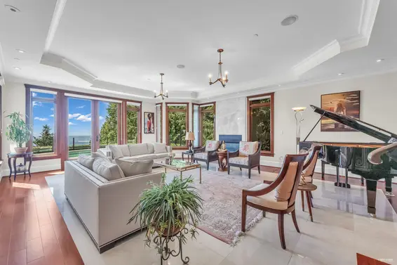 2673 Finch Hill, West Vancouver For Sale - image 6