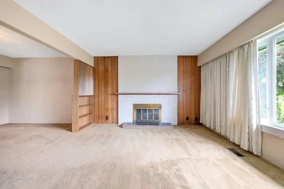 2209 Greylynn Crescent, North Vancouver For Sale - image 4