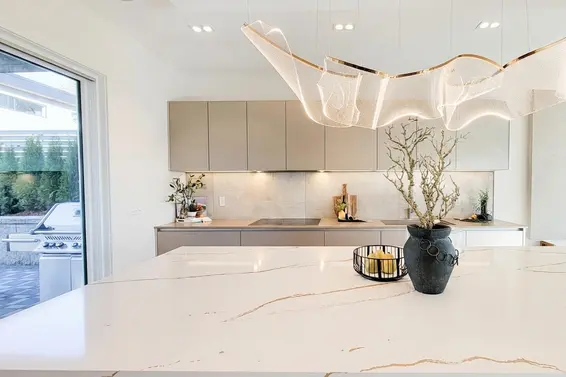 2141 Jefferson Avenue, West Vancouver For Sale - image 2